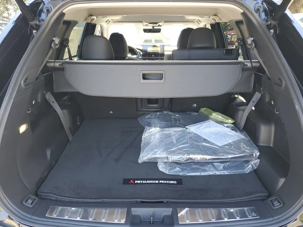 2026 Mitsubishi Outlander SE - Photo 10