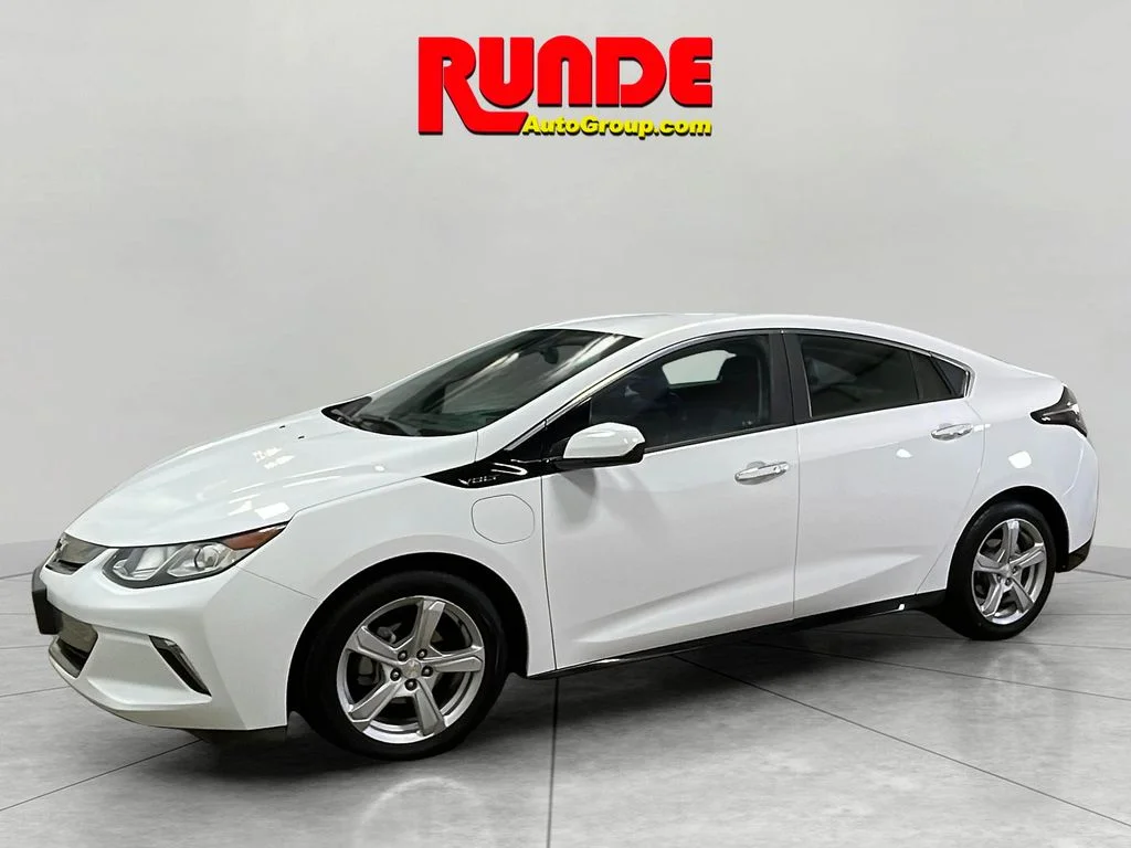 2018 Chevrolet Volt LT's photo