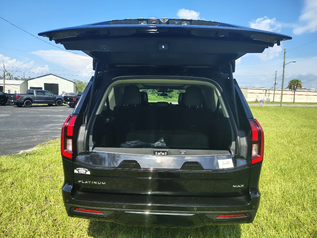 New 2027 Agate Black Metallic Ford MAX Platinum image 5