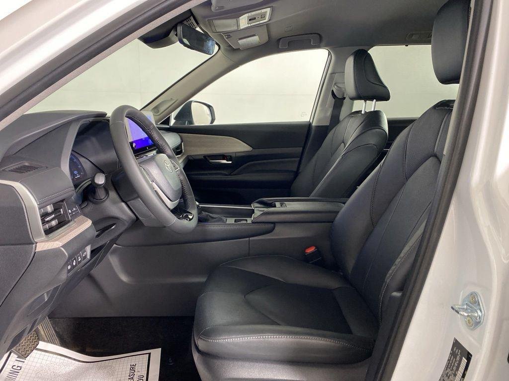 Certified Used 2024 Pearl Toyota Limited image 28