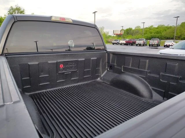 Used 2014 Black Ford XLT image 9