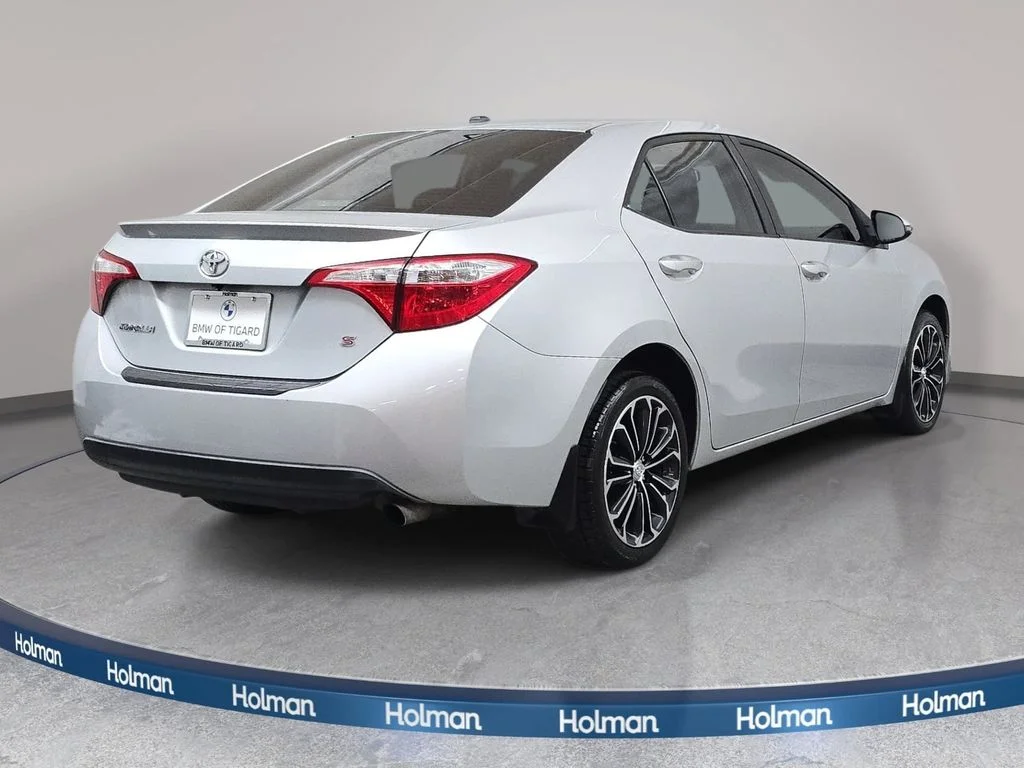 Used 2014 Classic Silver Metallic Toyota S Premium image 6