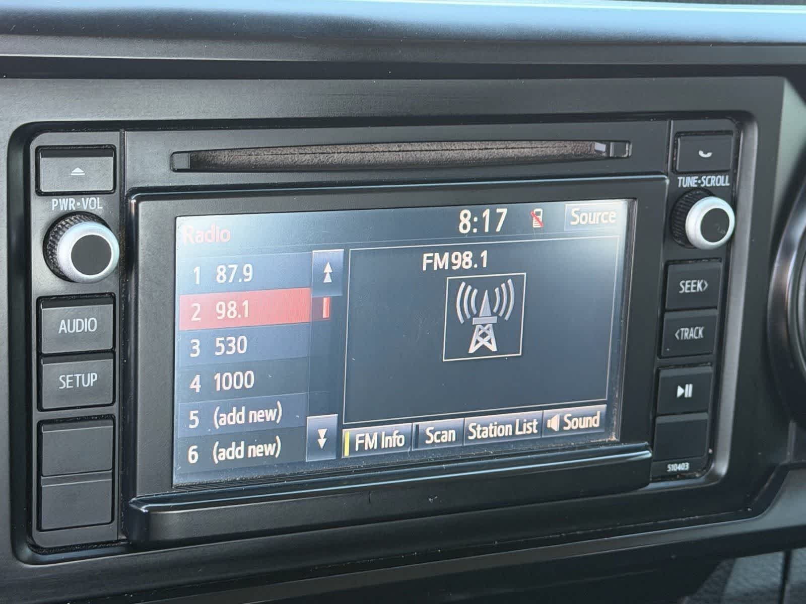 Used 2019 Super White Toyota SR image 26