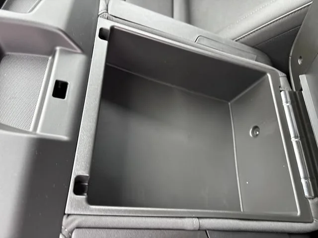 New 2026 Summit White GMC Pro image 27