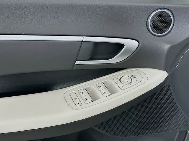 New 2026 Hyundai SONATA SEL Sport