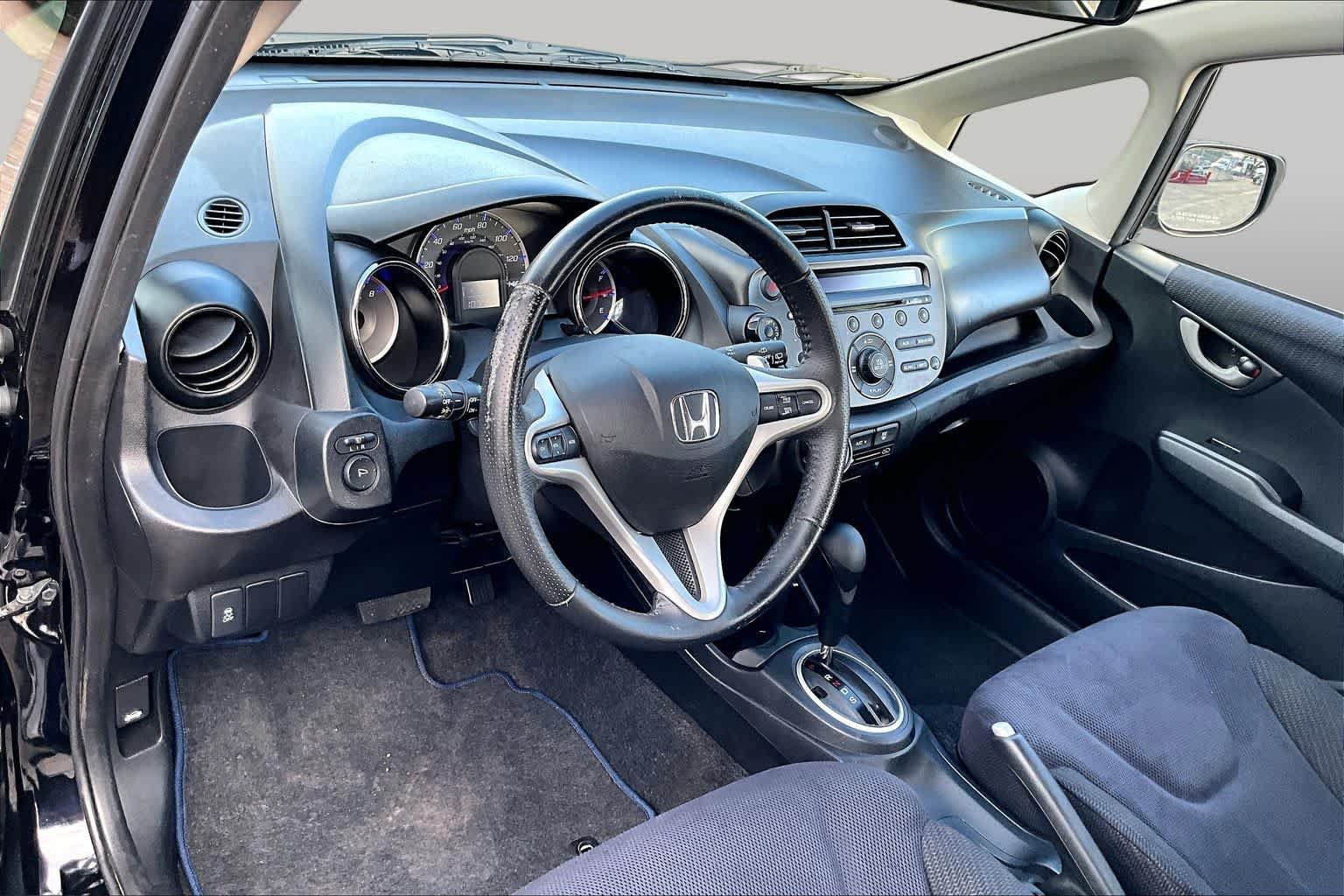 Used 2013 Crystal Black Pearl Honda Sport image 18