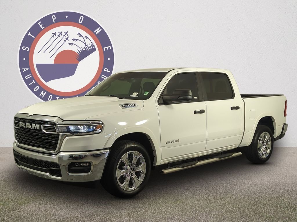 2025 RAM 1500 Big Horn/Lone Star Crew Cab 5'7's photo
