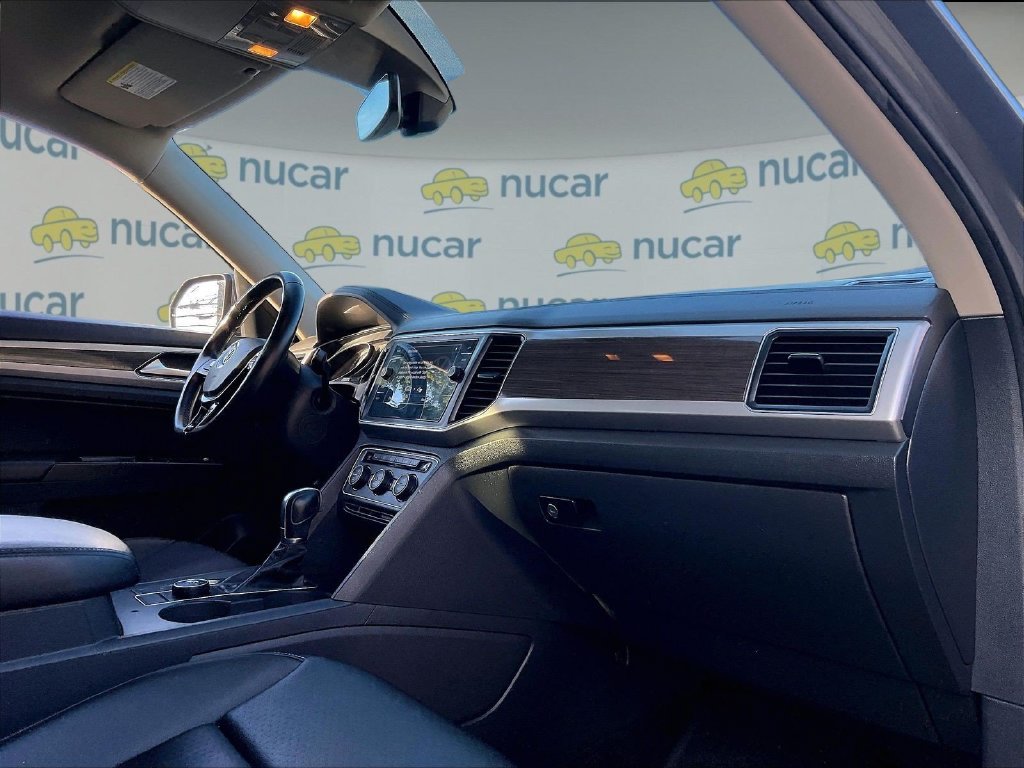 Used 2019 Gray Volkswagen 3.6L V6 SE image 14