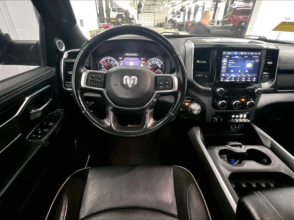 Used 2022 Diamond Black Crystal Pearlcoat Ram Laramie image 17