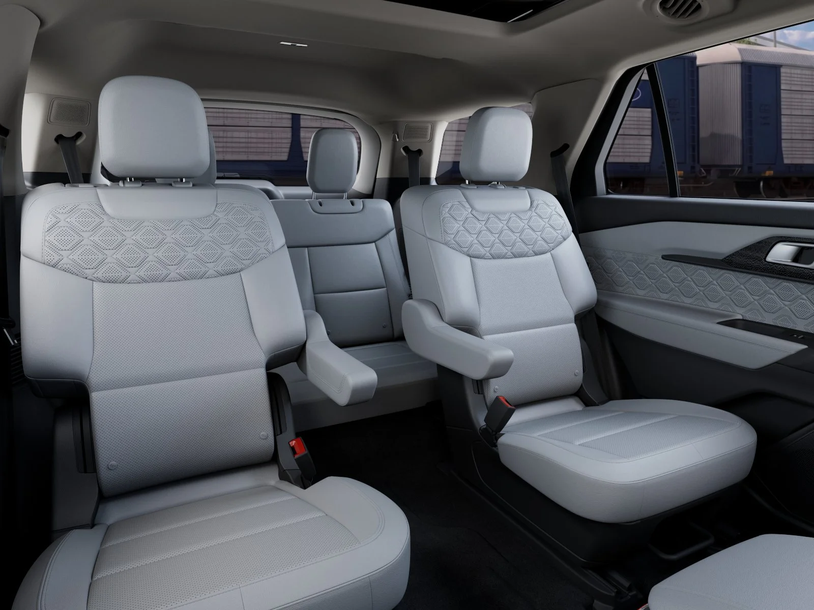 New 2027 Star White Metallic Tri-Coat Ford Platinum™ image 11