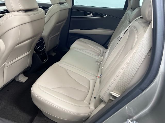 Used 2023 Beige Lincoln Reserve image 11