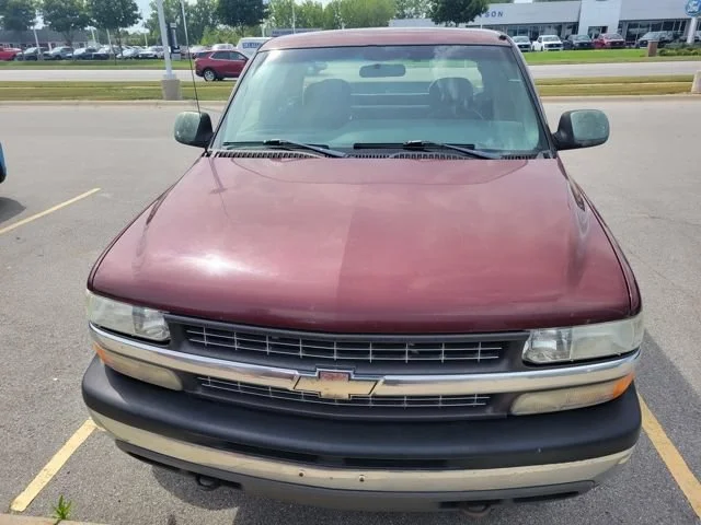 Used 2000 Chevrolet Silverado LS with VIN 1GCEK19T4YE260211 for sale in Saginaw, MI