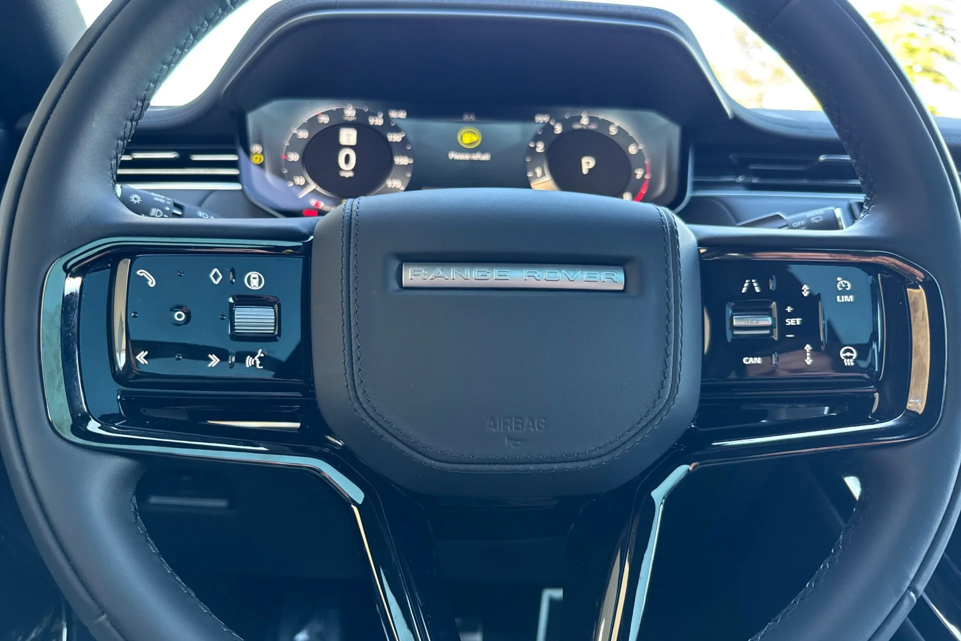 New 2026 Carpathian Grey Land Rover Dynamic SE image 26
