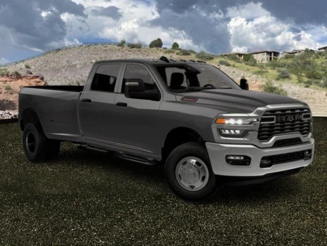 New 2026 Granite Crystal Metallic Clear-Coat Exterior Paint RAM Tradesman image 4
