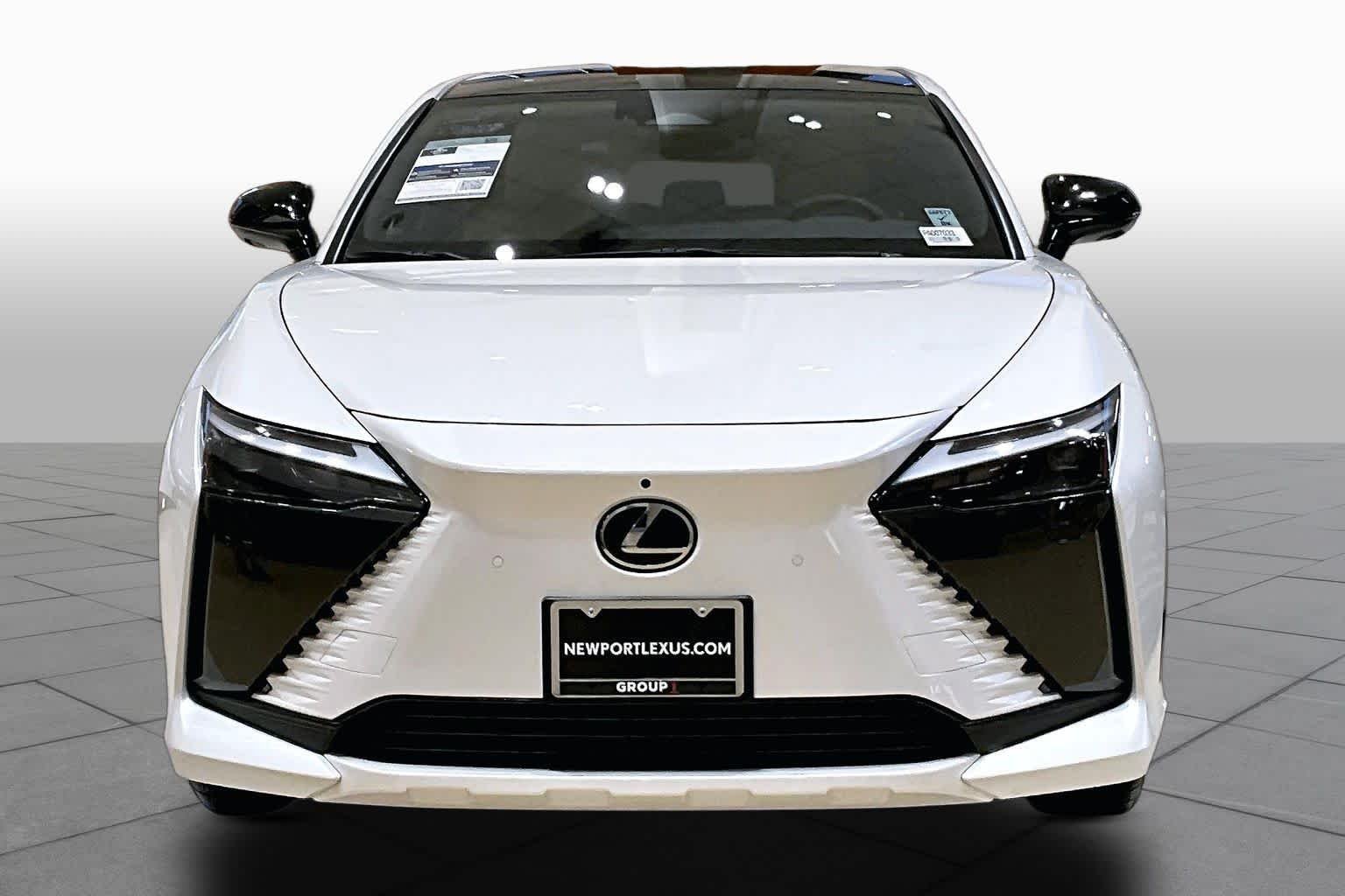 Certified Used 2023 Eminent White Pearl Lexus Premium image 3