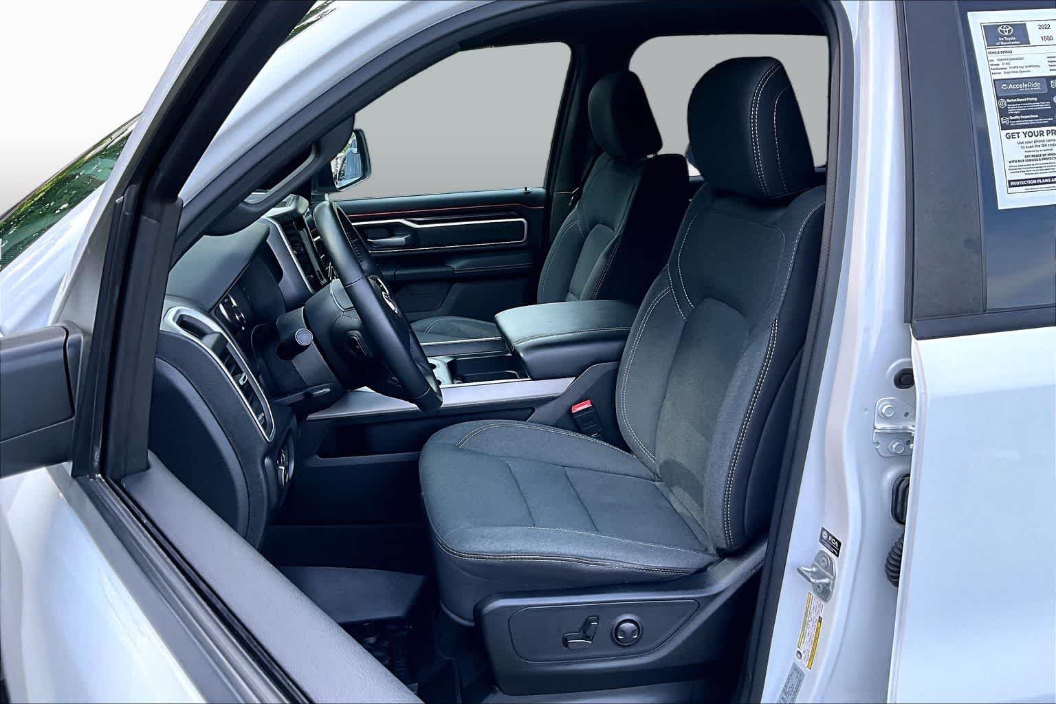 Used 2022 Bright White Clearcoat Ram Big Horn image 9