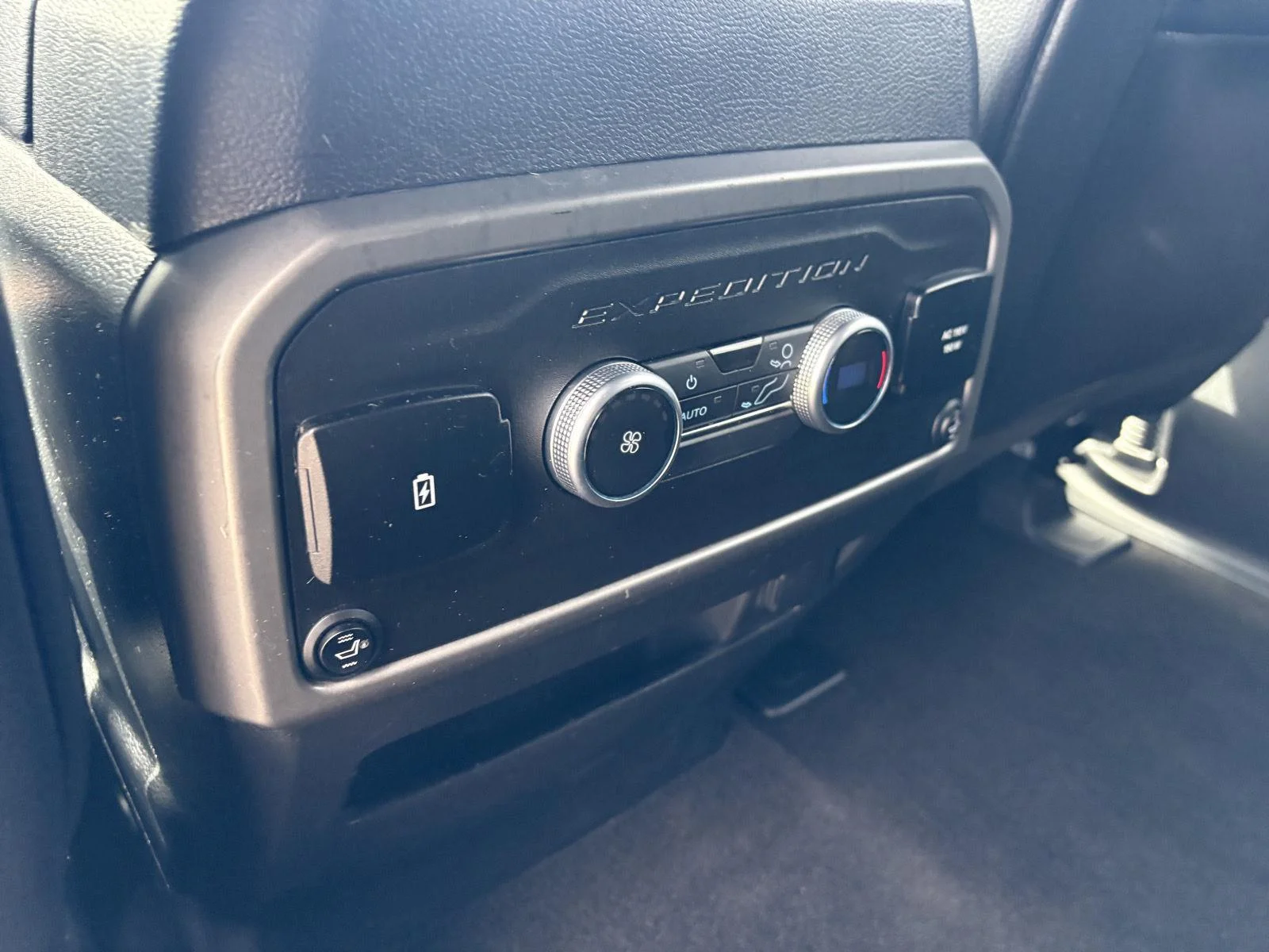 Used 2021 Agate Black Ford XLT image 18