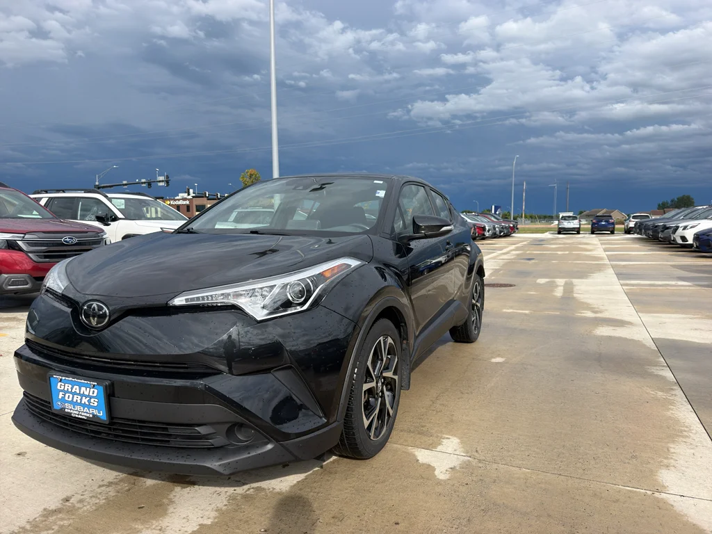 Used 2019 Black Sand Pearl Toyota XLE image 3