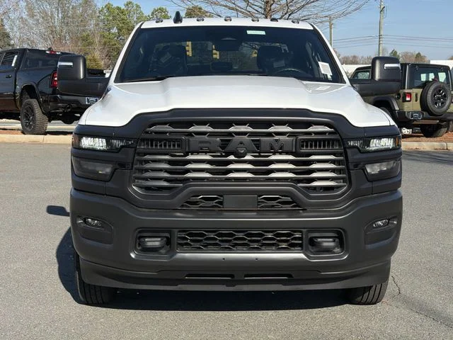 2026 RAM 3500 Chassis Tradesman - Photo 14
