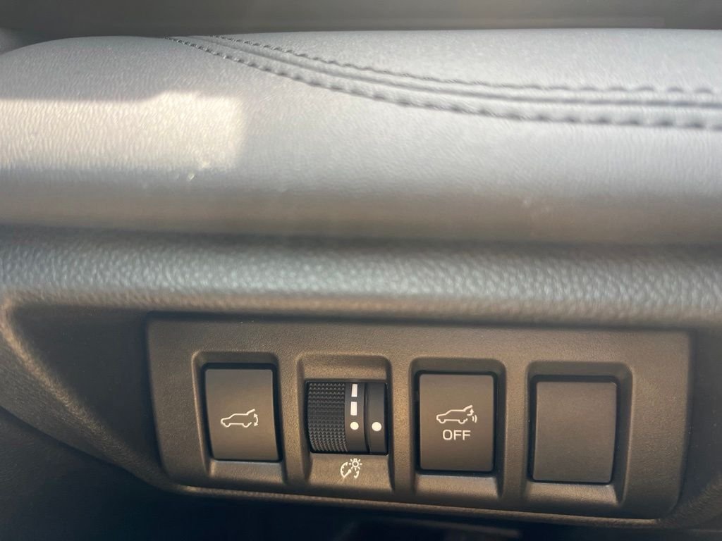 Used 2025 Green Subaru Wilderness image 23