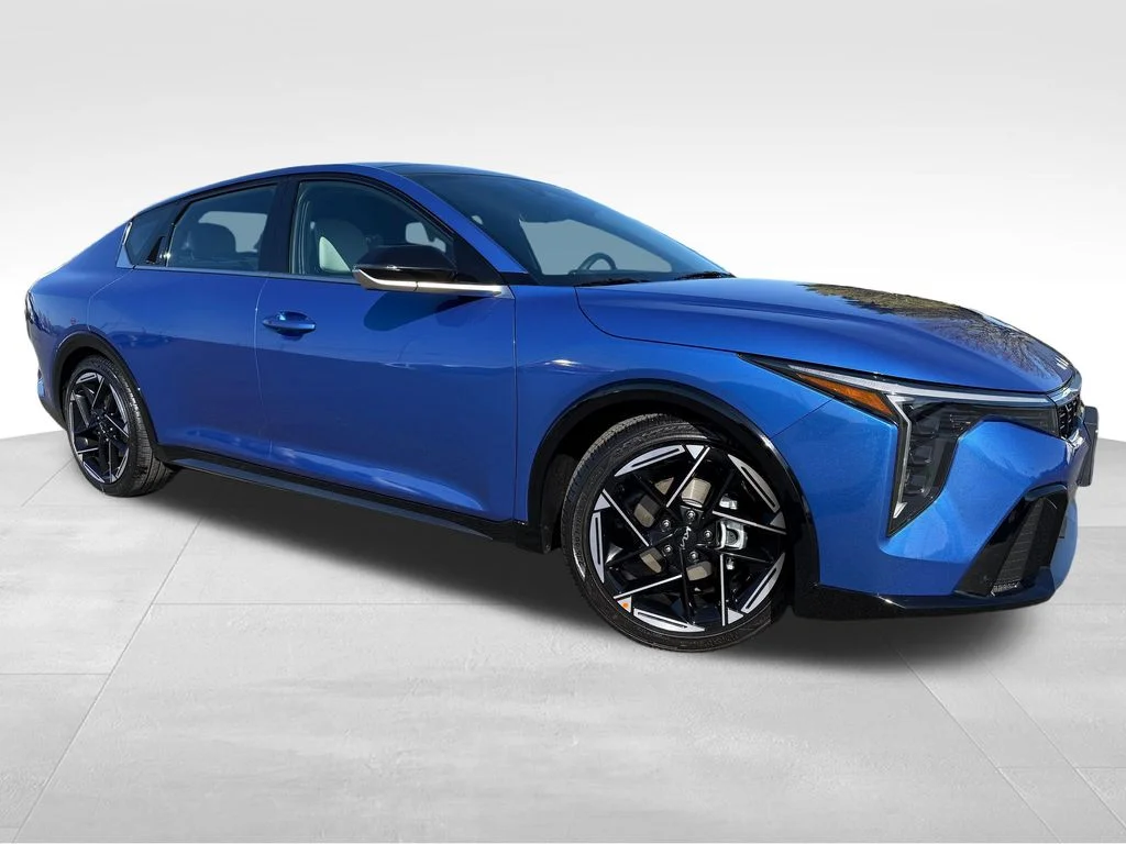 2026 Kia K4 GT-Line AT's photo