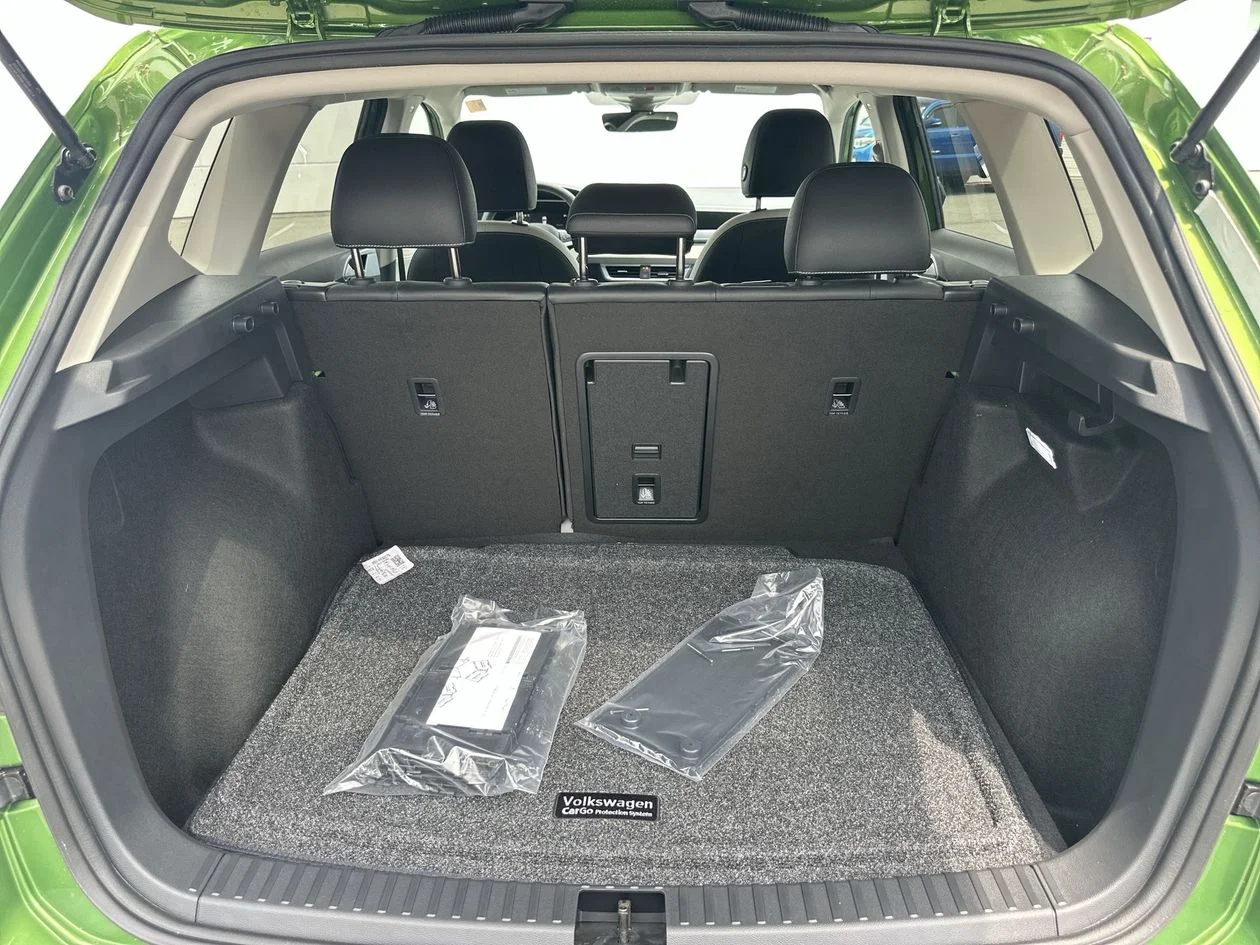 New 2026 Green Volkswagen 1.5T SE image 35