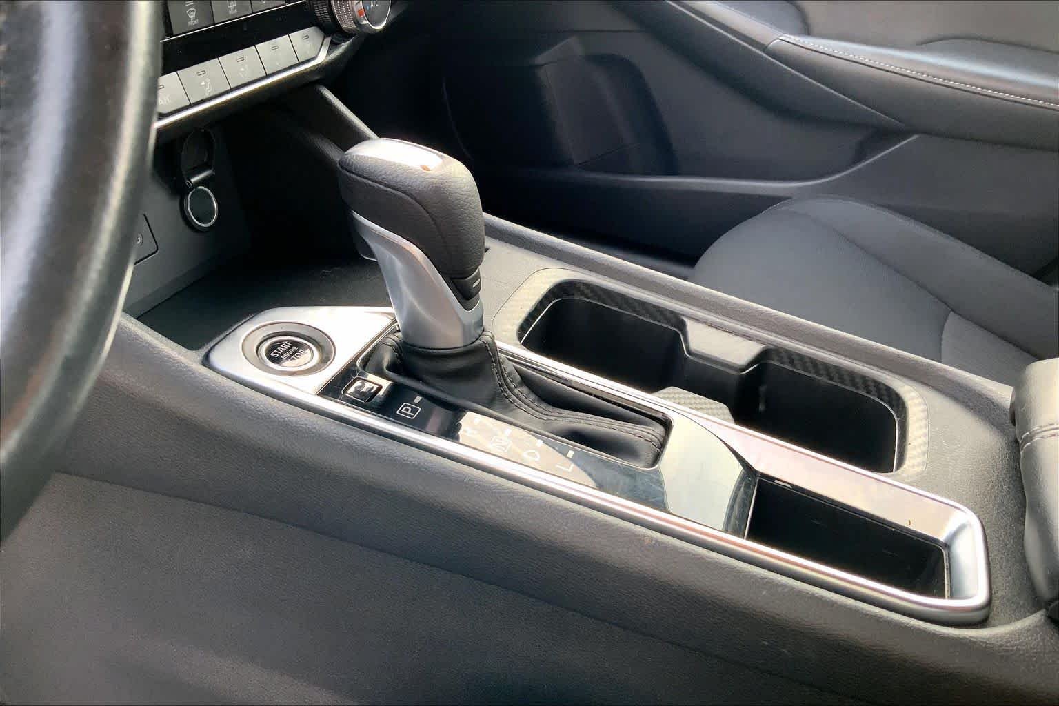 Used 2022 Fresh Powder Nissan SV image 16