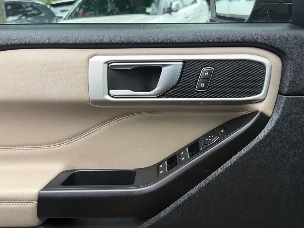 Used 2020 Gray Ford XLT image 21