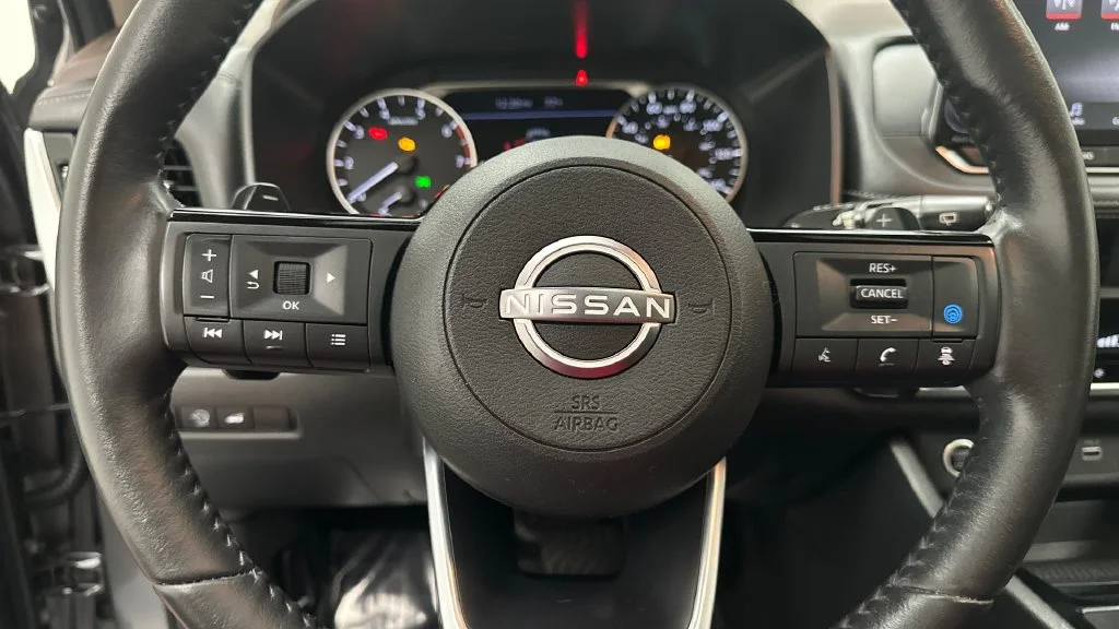 Used 2023 Gray Nissan SV image 16