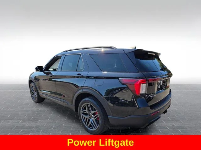 Used 2025 Black Ford ST-Line image 6
