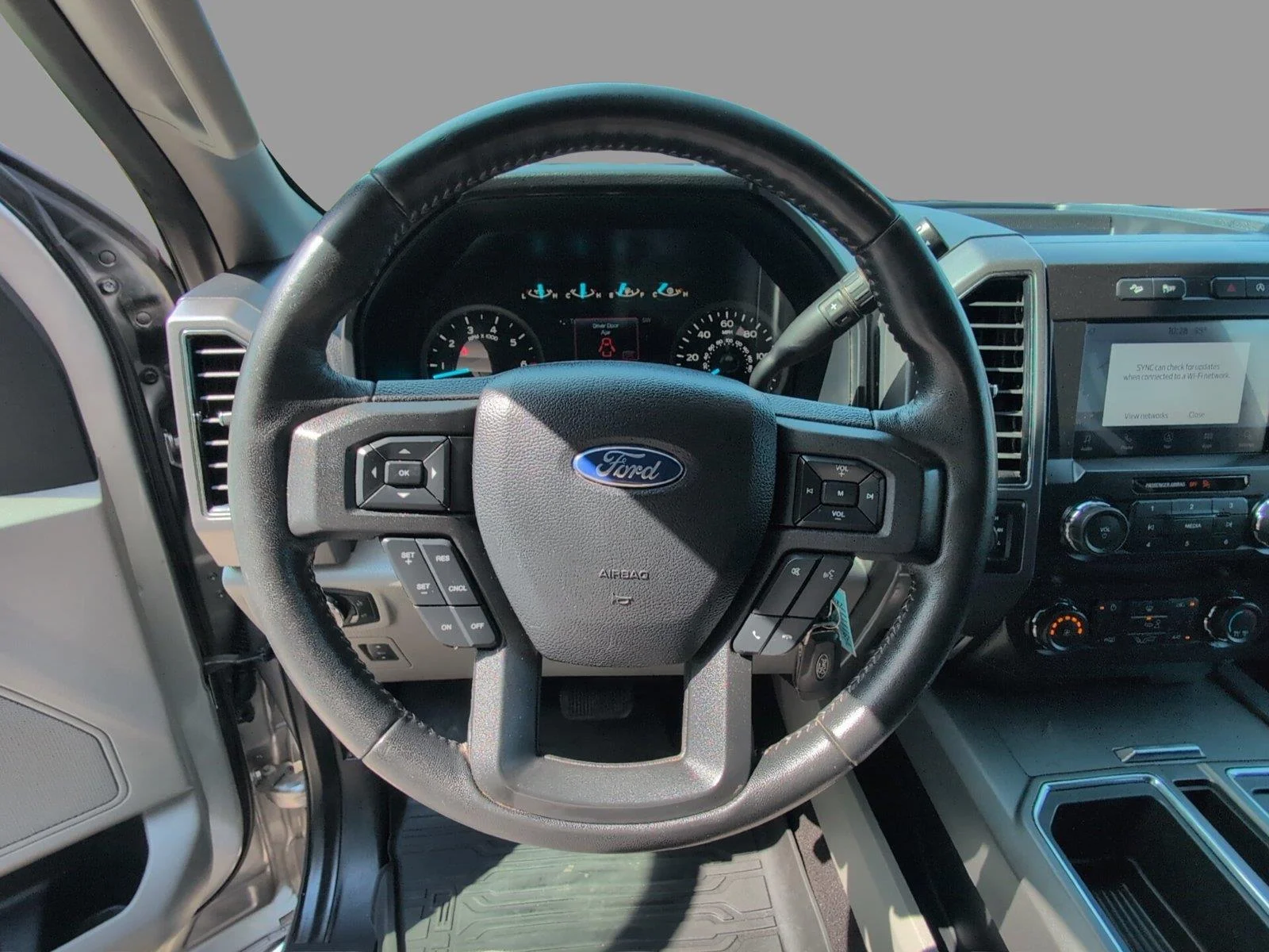 Used 2020 Iconic Silver Ford XLT image 30