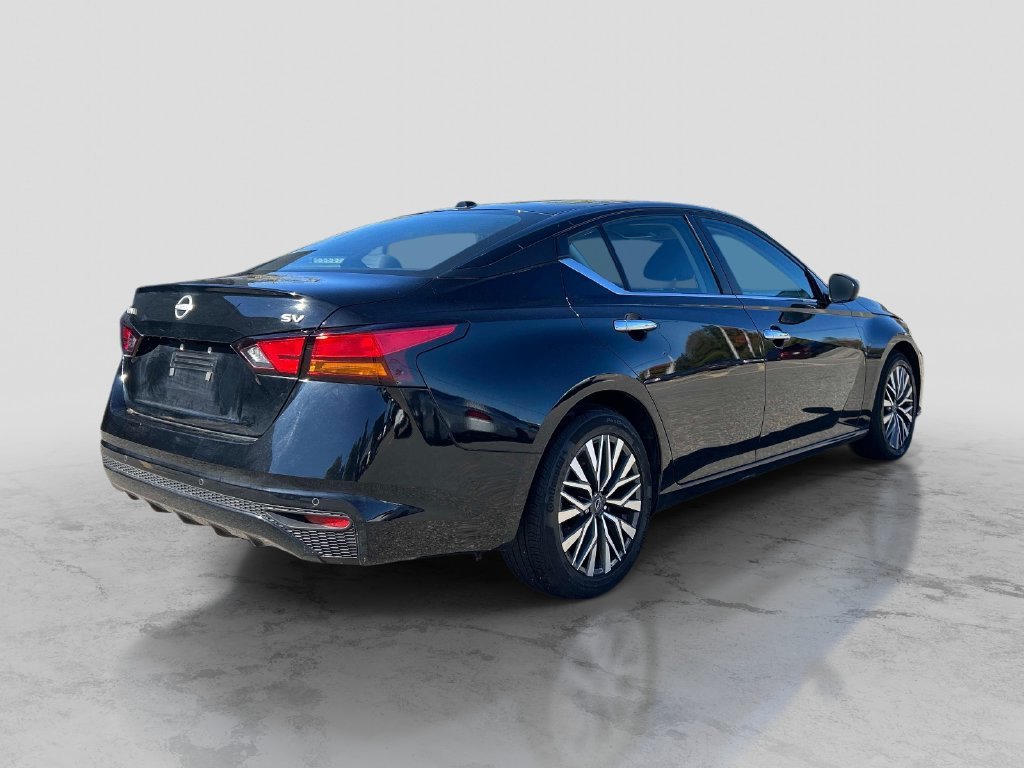 Used 2024 Black Nissan 2.5 SV image 5