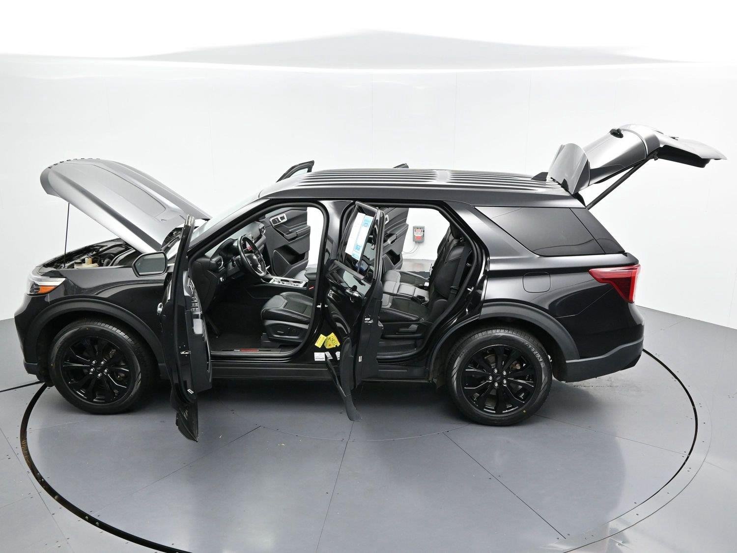 Used 2022 Agate Black Ford ST image 45