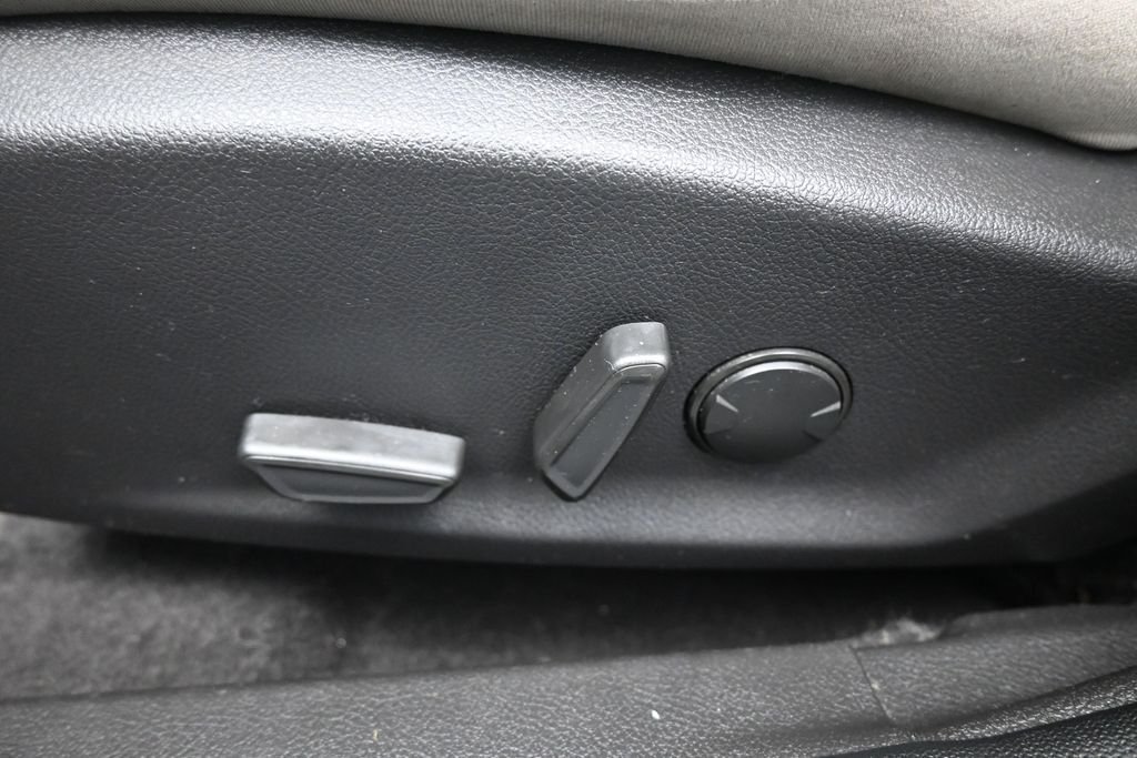 Used 2023 Black Ford Outer Banks image 11