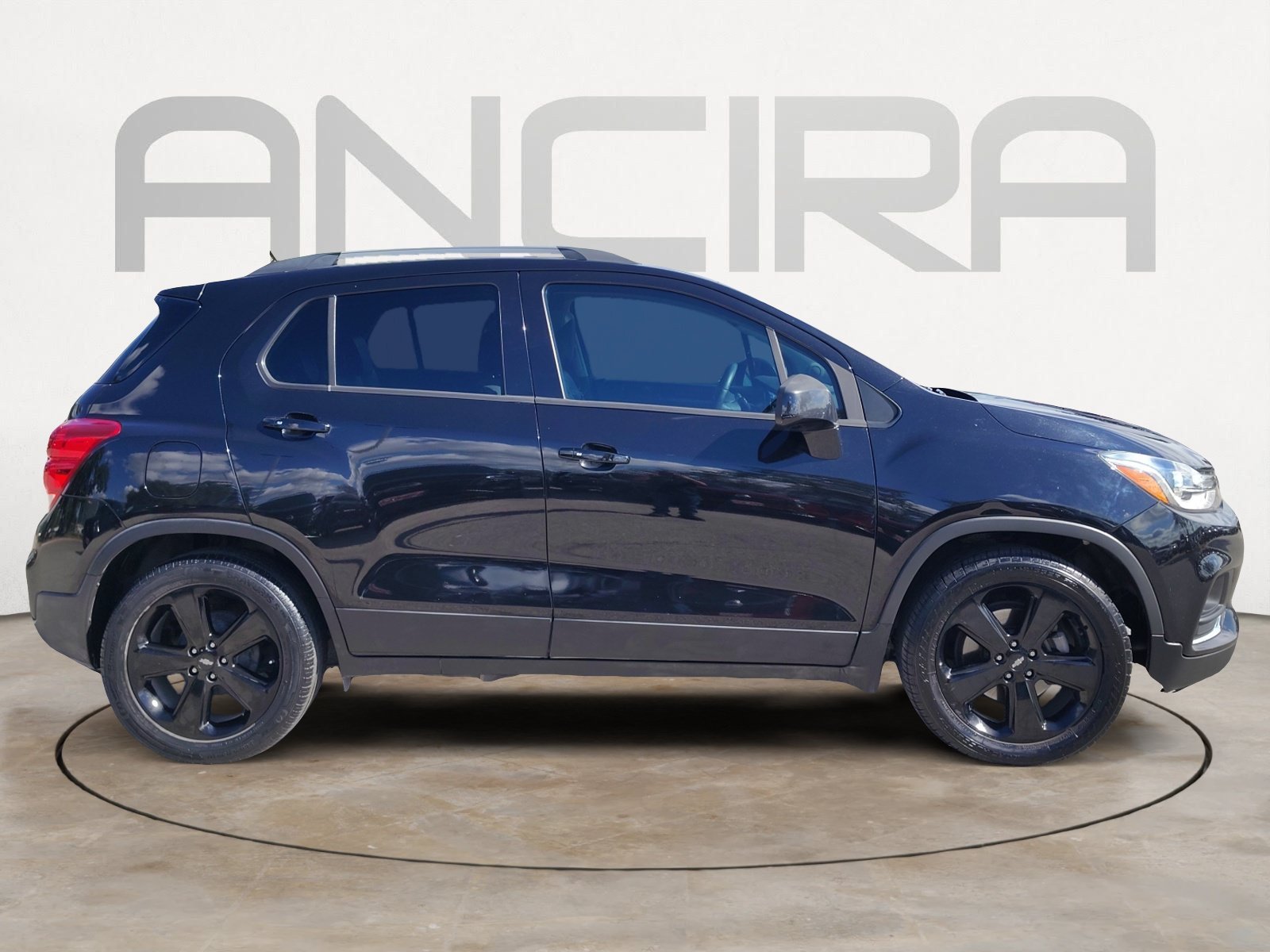 Used 2018 Mosaic Black Metallic Chevrolet Premier image 12