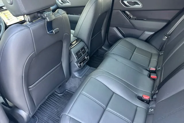 New 2026 Fuji White Land Rover Dynamic SE image 11