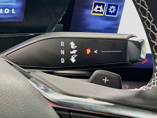New 2027 Trillium Green Metallic Chevrolet LT image 19
