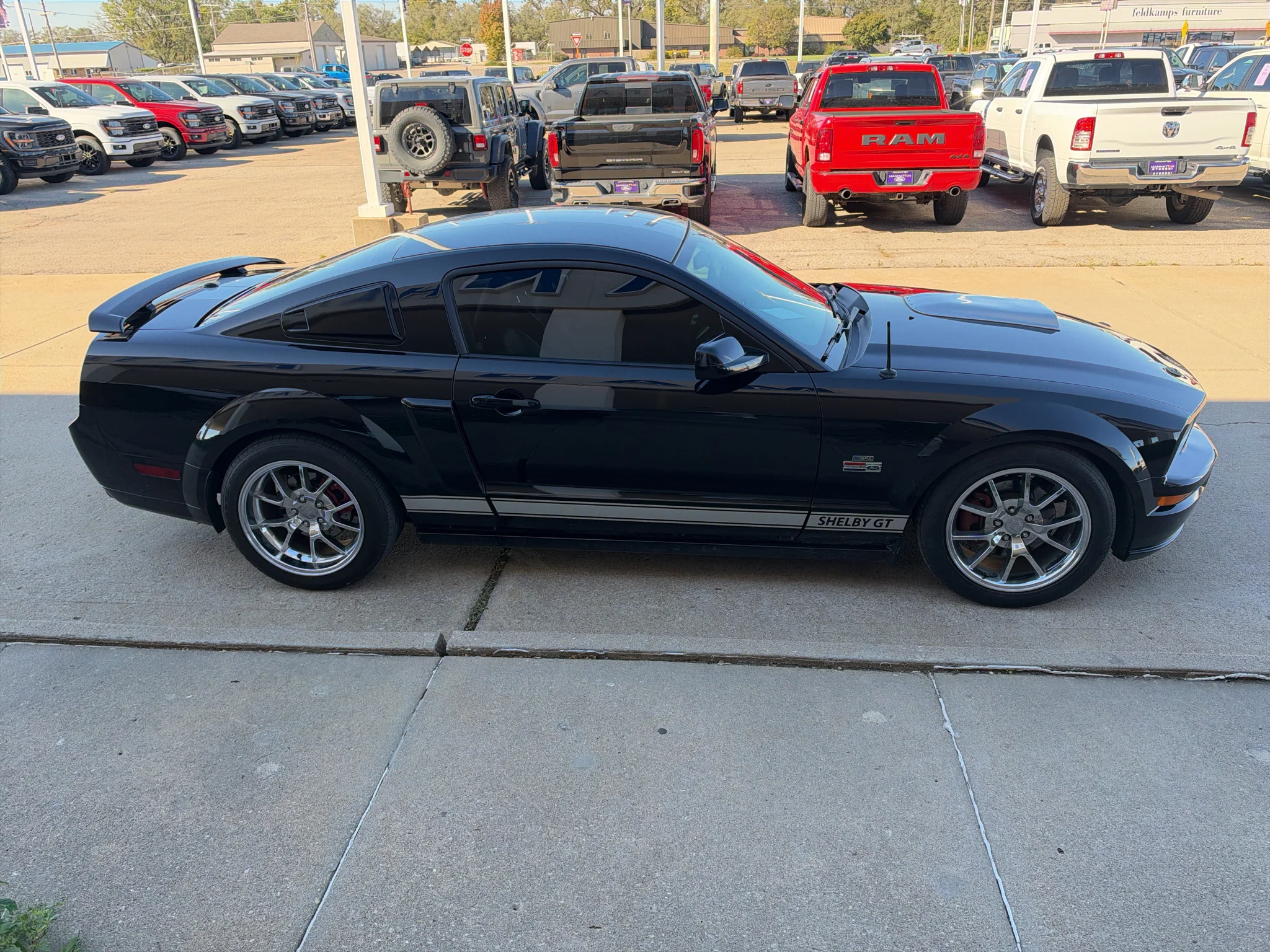 Used 2007 Black Clearcoat Ford GT Premium image 5