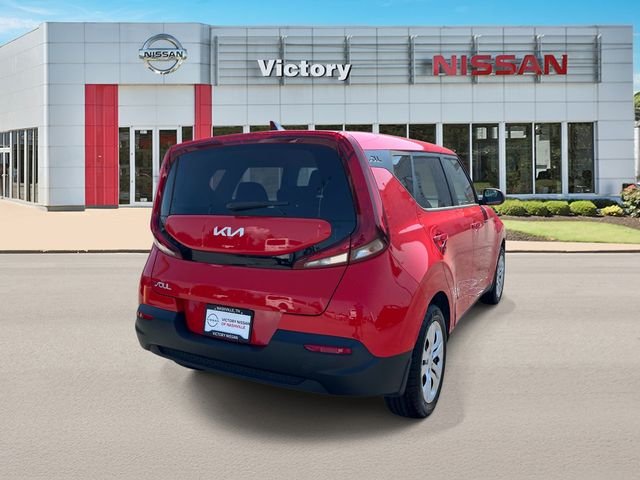 Used 2022 Red Kia LX image 3