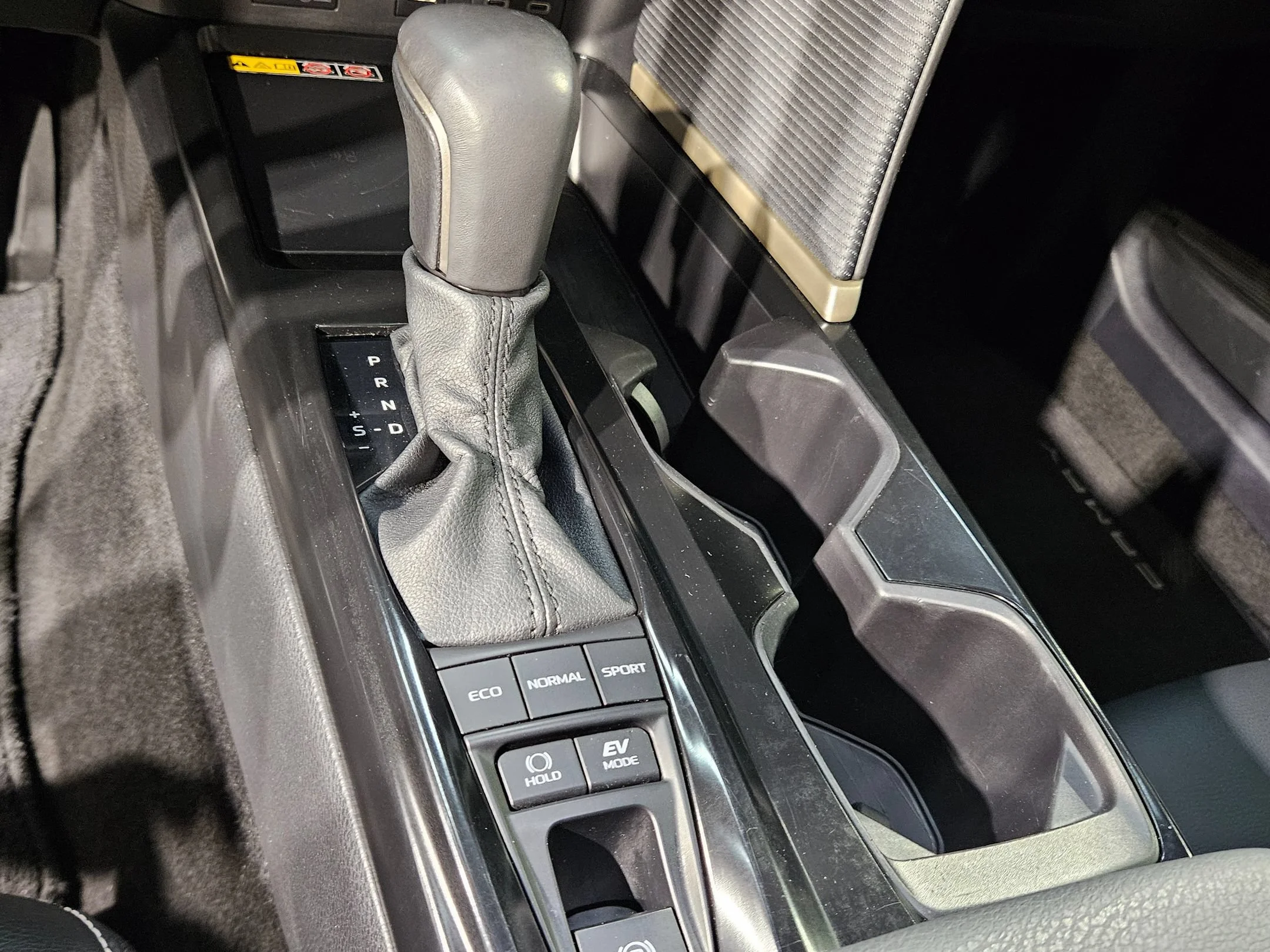 Used 2025 Heavy Metal Toyota SE image 32