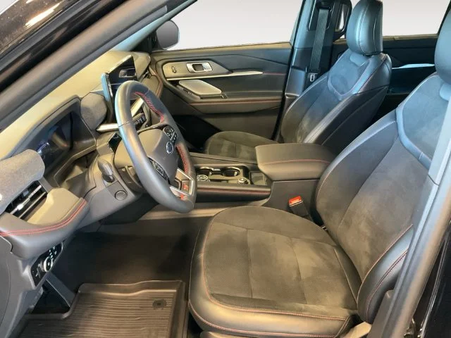 Certified Used 2025 Black Metallic Ford ST image 11