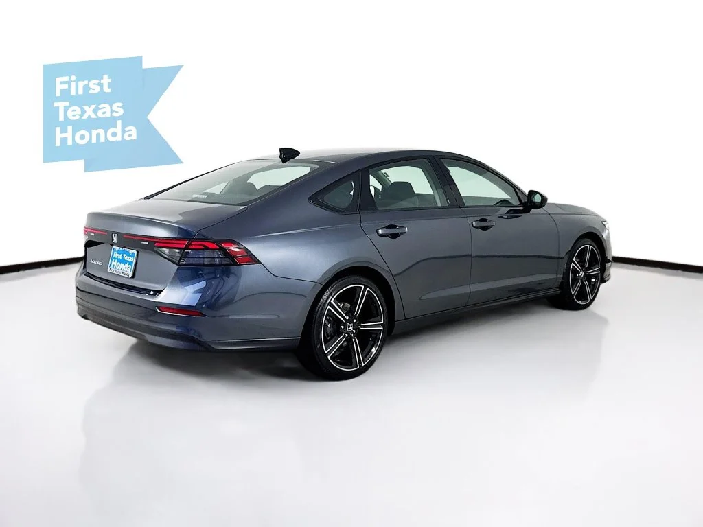 New 2026 Meteorite Gray Metallic Honda SE image 7