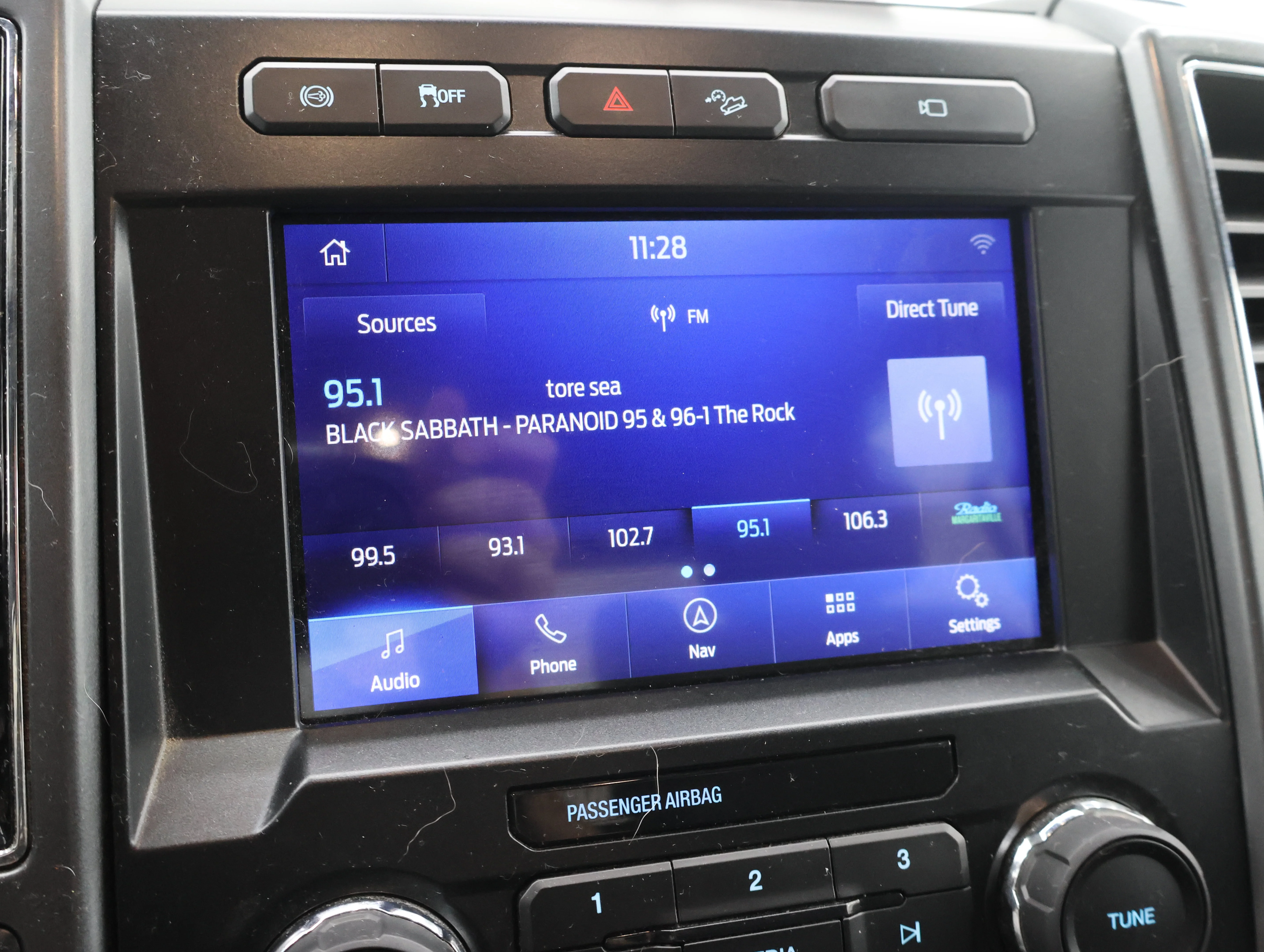 Used 2022 Oxford White Ford XLT image 49
