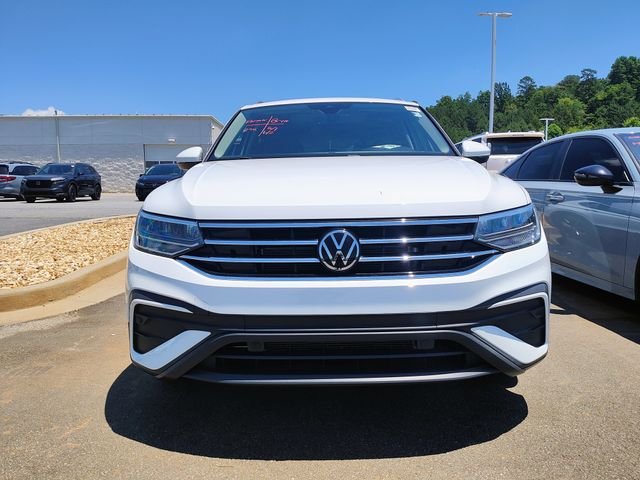 Used 2022 White Volkswagen 2.0T SE image 2