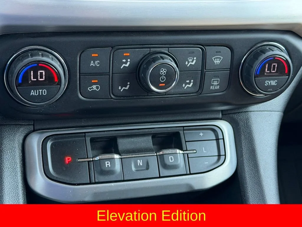 Used 2021 EBONY TWILIGHT METALLIC GMC SLE image 11