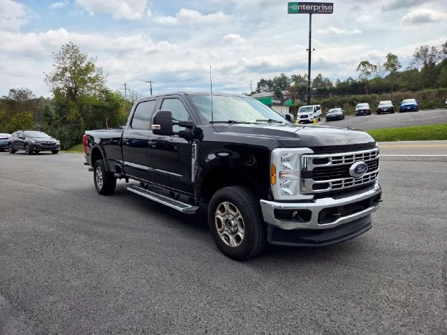 Certified Used 2025 Black Metallic Ford XLT image 7