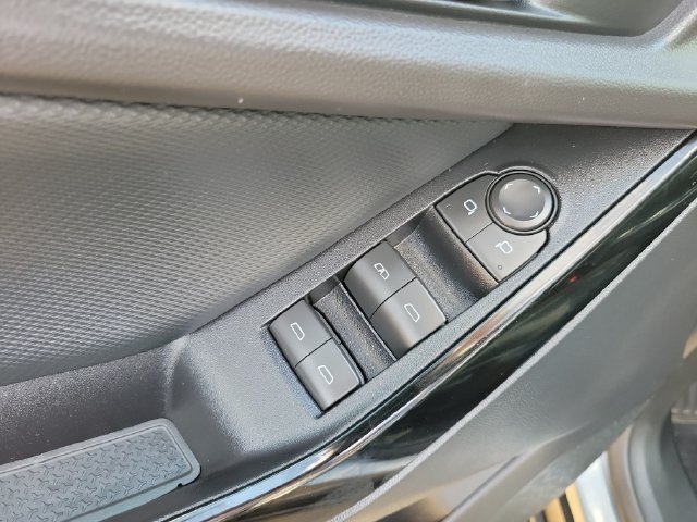 2026 Chevrolet Equinox LT - Photo 19