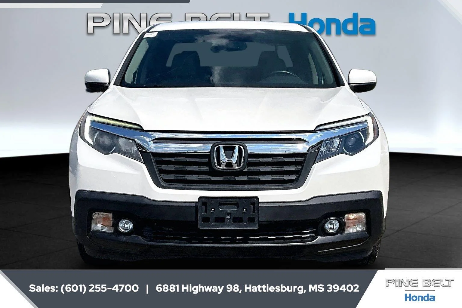 Used 2017 White Diamond Pearl Honda RTL-T image 3