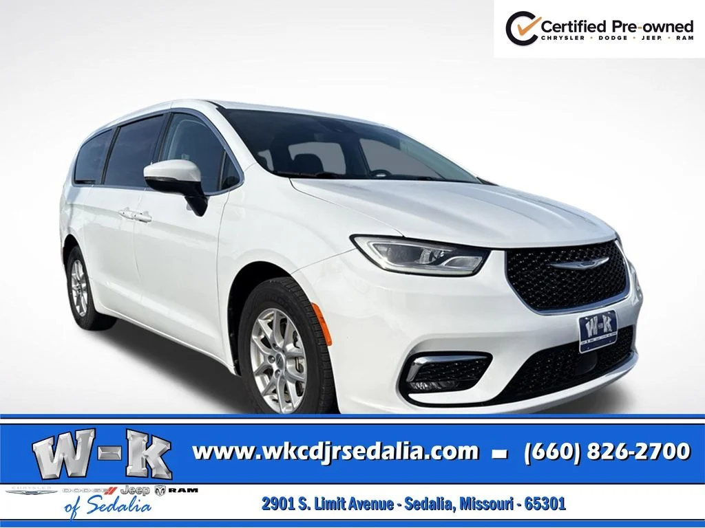 Certified Used 2023 White Chrysler Touring L image 1