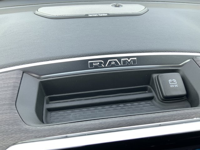 2026 RAM 1500 Laramie - Photo 43